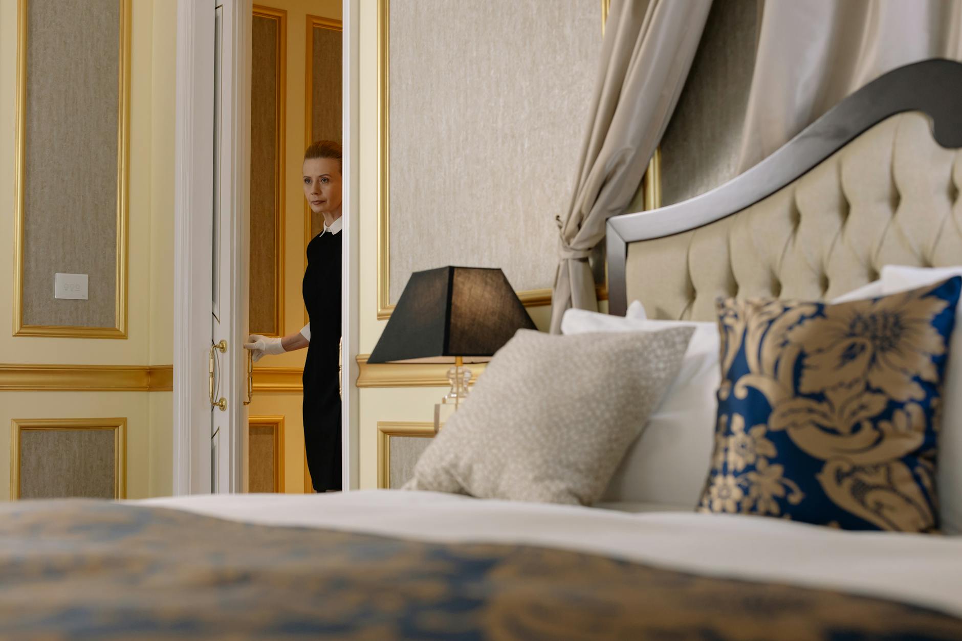 Cum echipezi un hotel de 3 stele cu textile premium la buget redus